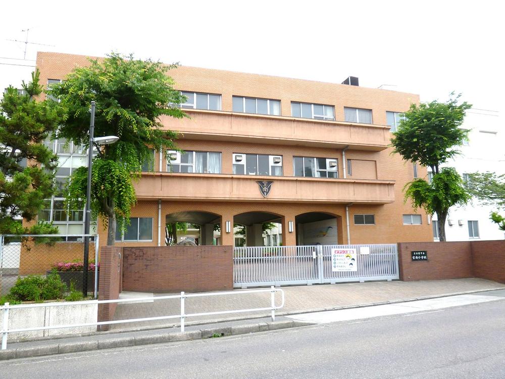 Primary school. 40m to Nagoya Tatsutakara Minami Elementary School