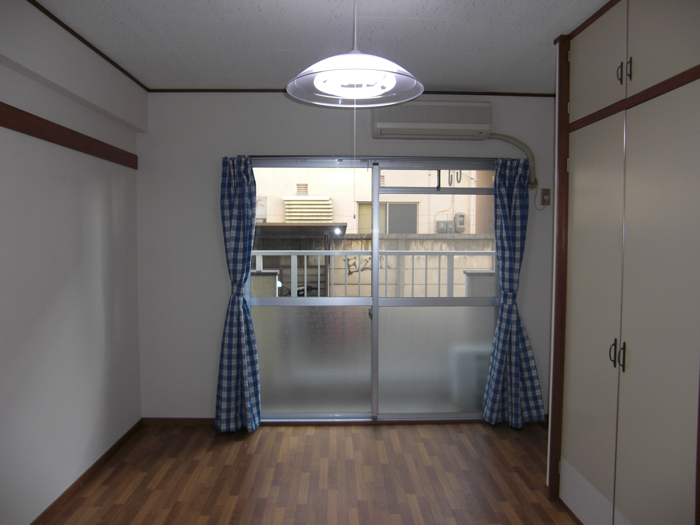 Living and room