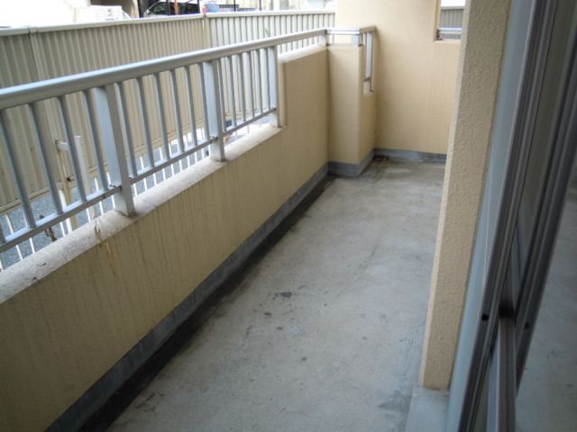 Balcony. North and South, There is both veranda. 