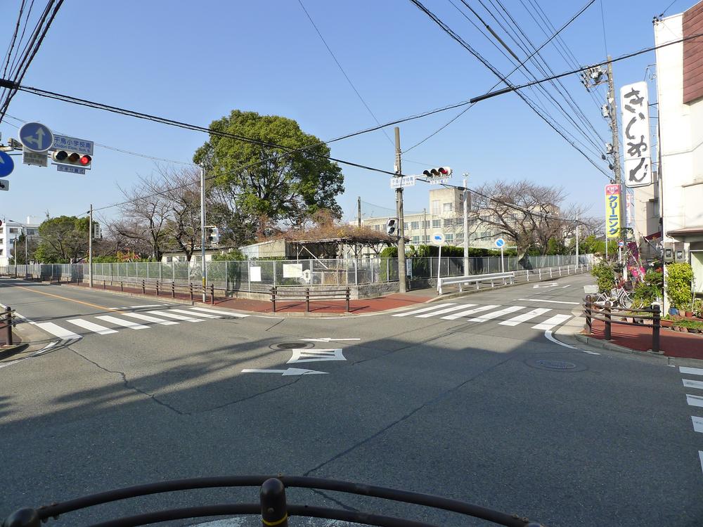 Primary school. 300m to Nagoya Municipal plover Elementary School