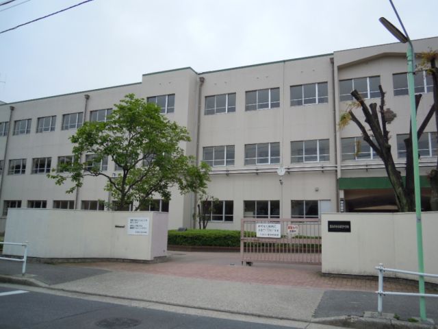 Junior high school. Municipal Nanko until junior high school (junior high school) 1800m