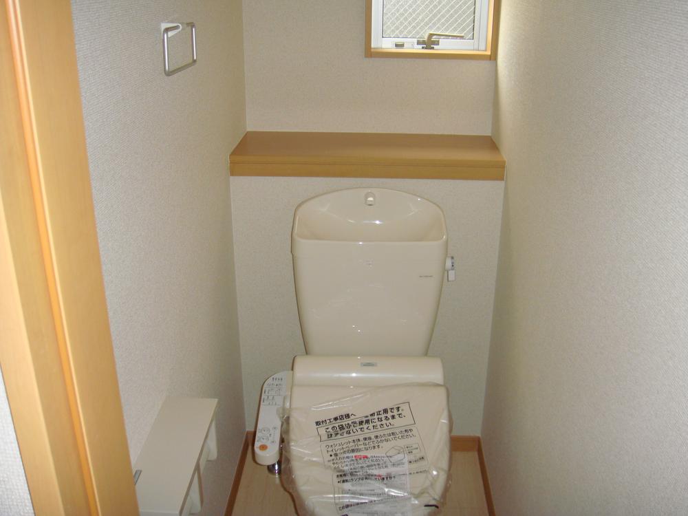 Toilet. Indoor (September 2013) Shooting