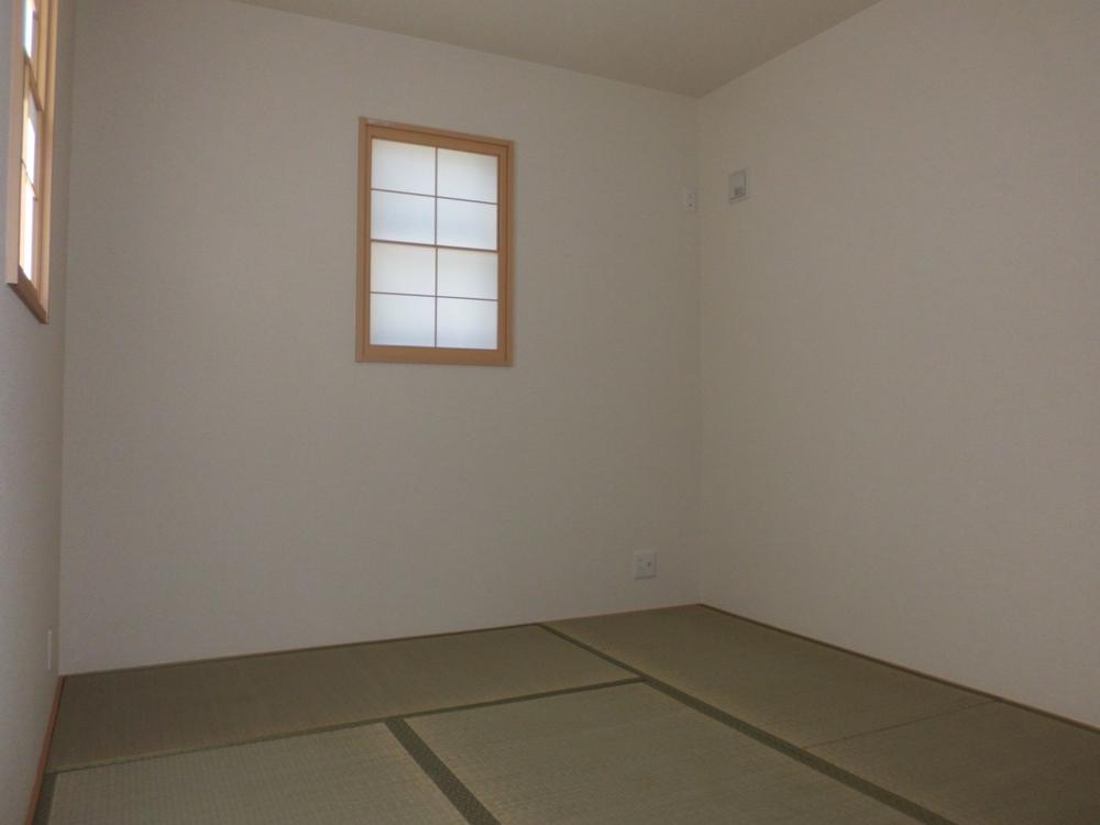 Other introspection. Japanese style room