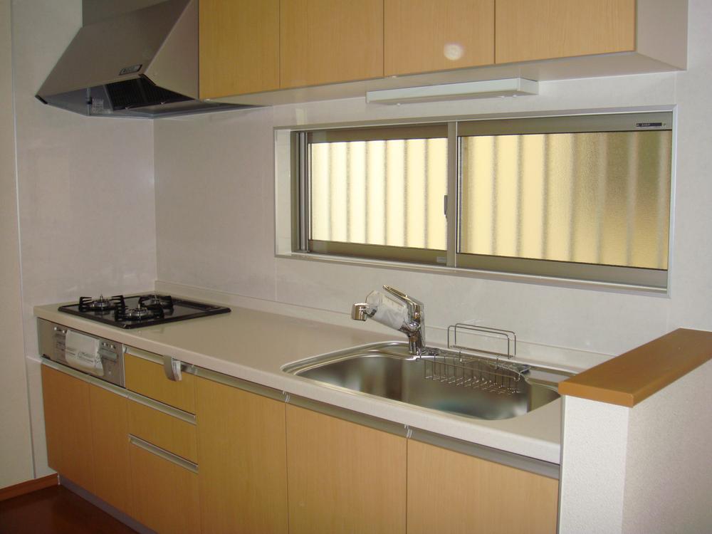 Same specifications photo (kitchen). There is the case that the same specifications differ from actual. 