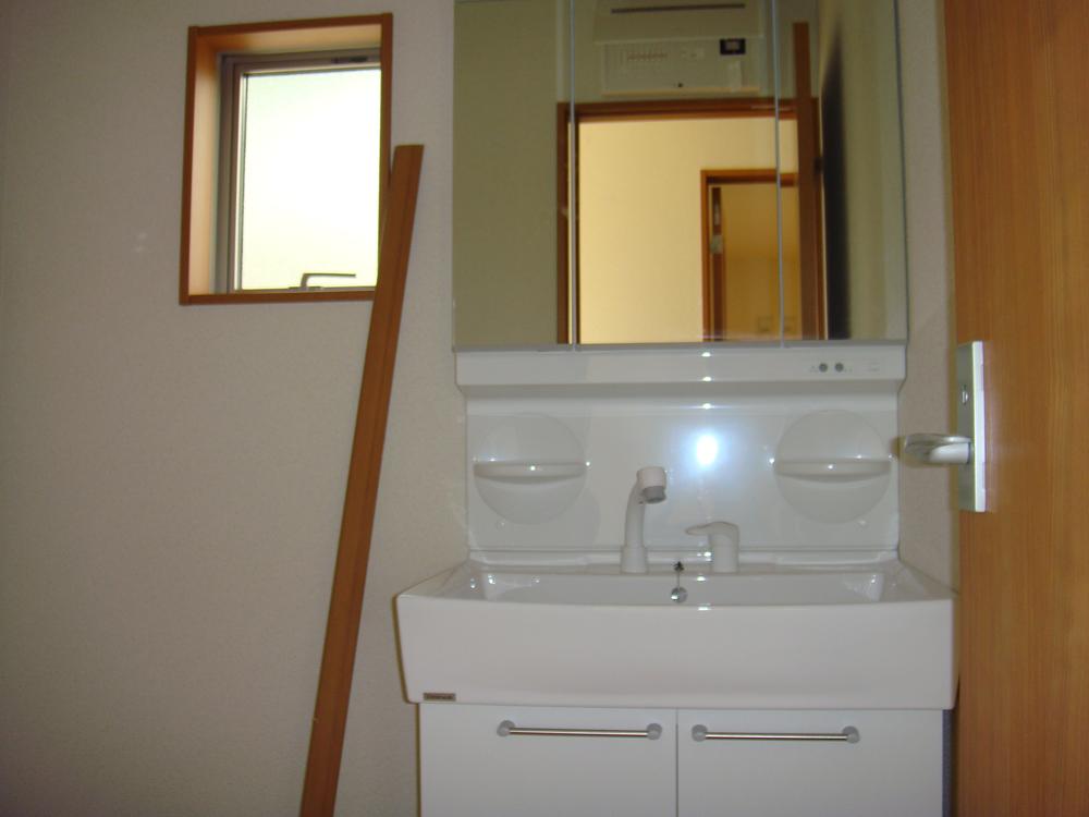 Same specifications photos (Other introspection). Same specifications It might differ from the actual. 