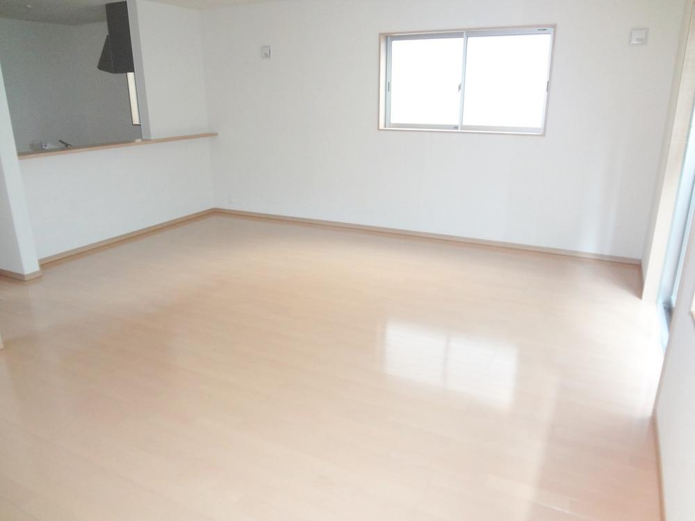 Living. Indoor (12 May 2013) Shooting