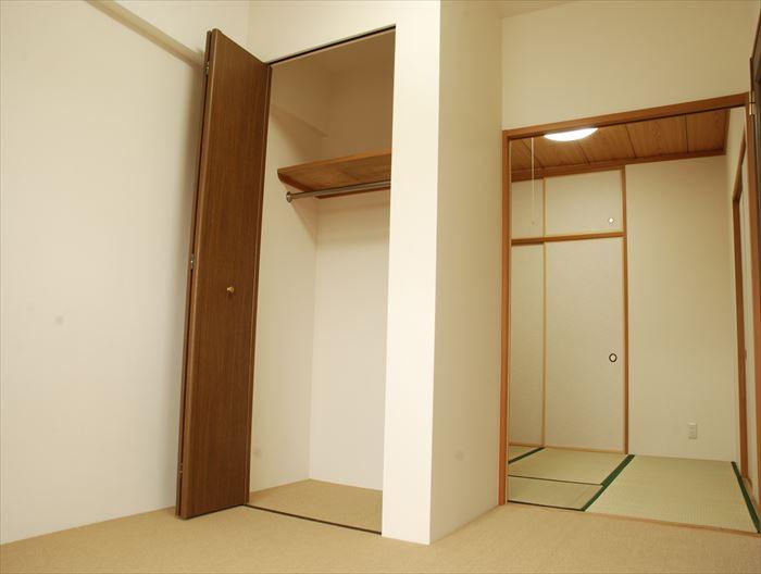 Non-living room. Transformed into a spacious space of about 9.8 Pledge opened the Tofusuma