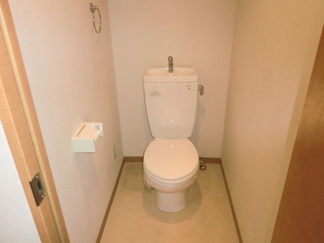 Toilet. With electrical outlet!