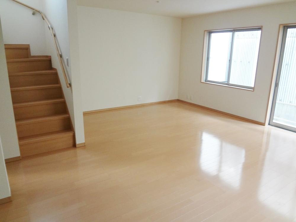 Living. Indoor (12 May 2013) Shooting