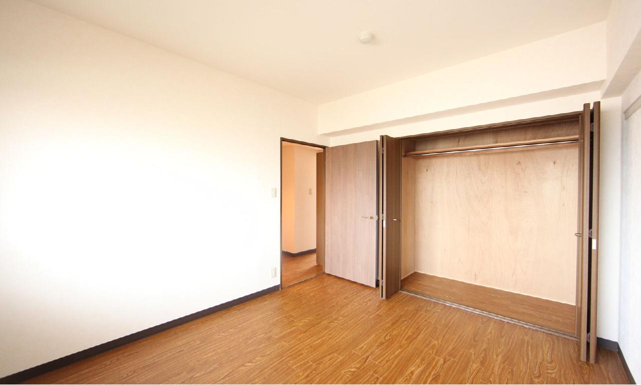 Other room space. Western-style 6.1 Pledge With closet (storage rich have)