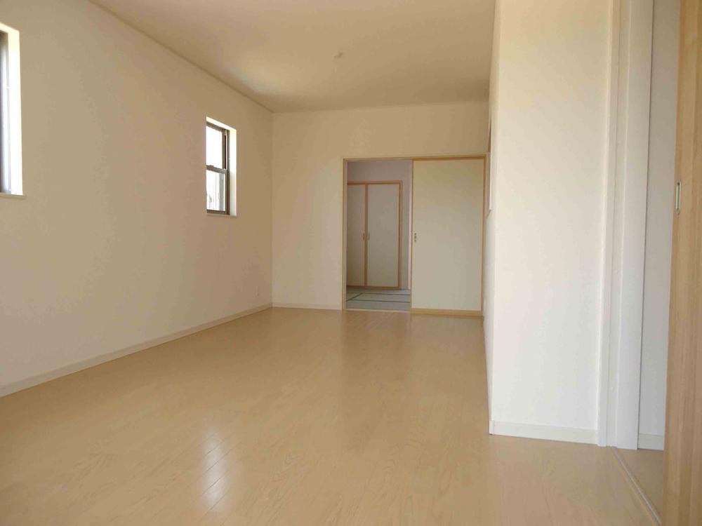 Same specifications photos (living). Image same specifications