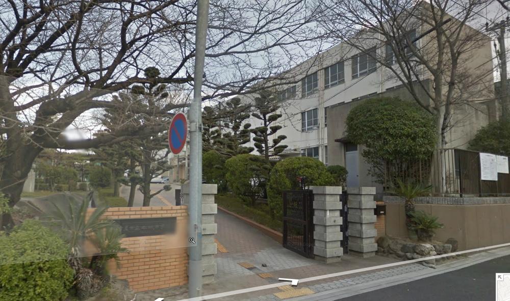 Junior high school. 1100m to Nagoya Municipal Honjo junior high school