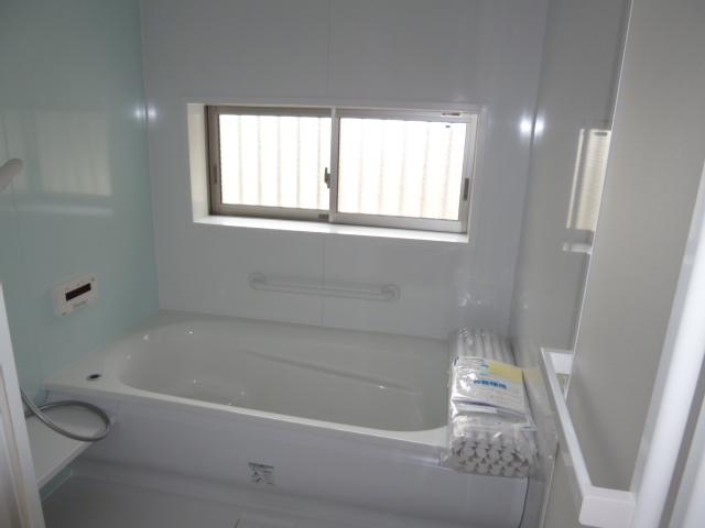 Bathroom. 1 Building bathroom