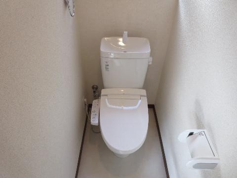 Toilet. Since the toilet, it has replaced with a new one, You can use comfortably.