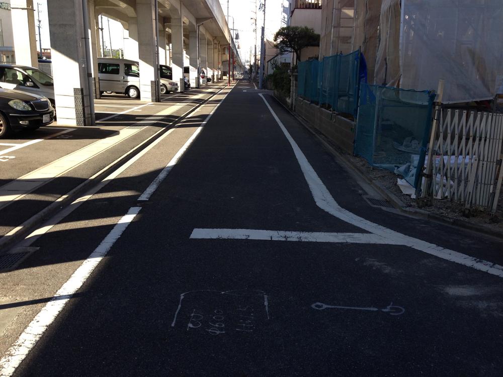 Local photos, including front road. West road