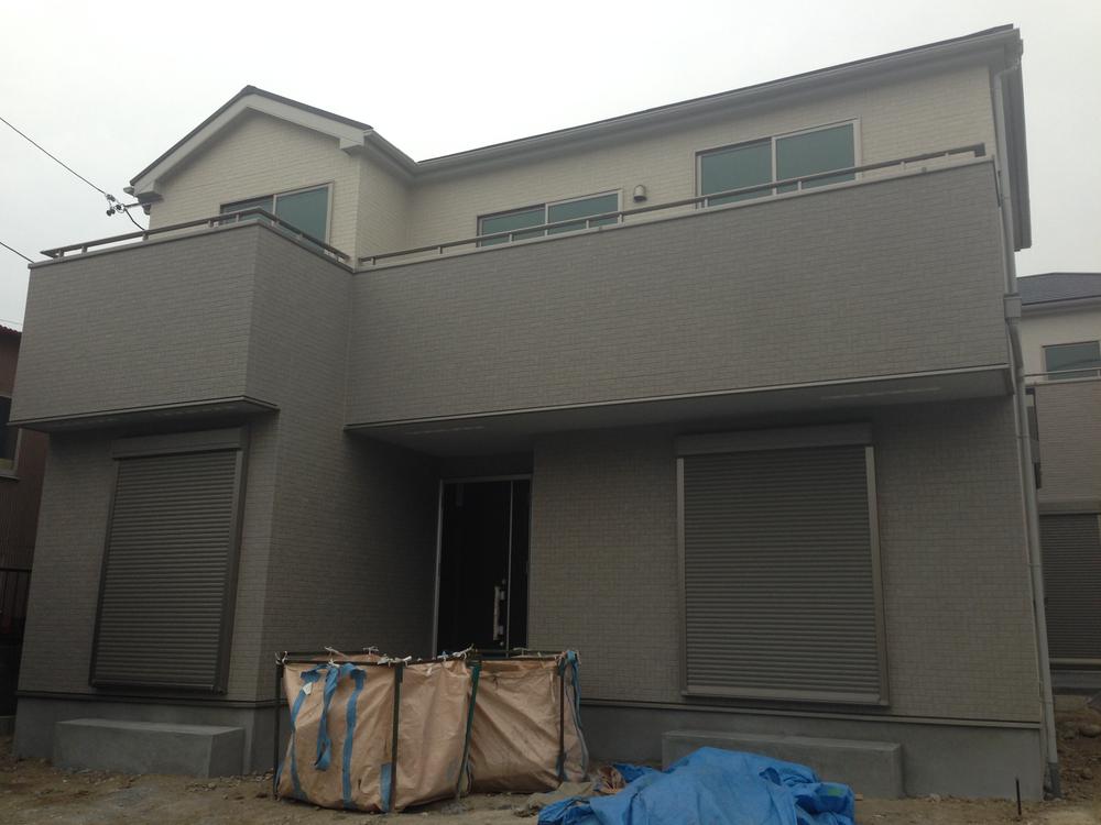 Local appearance photo. 1 Building Local (2013 12) shooting