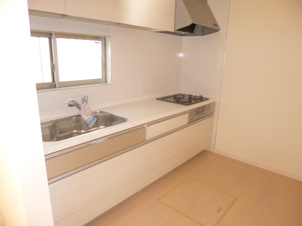 Same specifications photo (kitchen). Example of construction