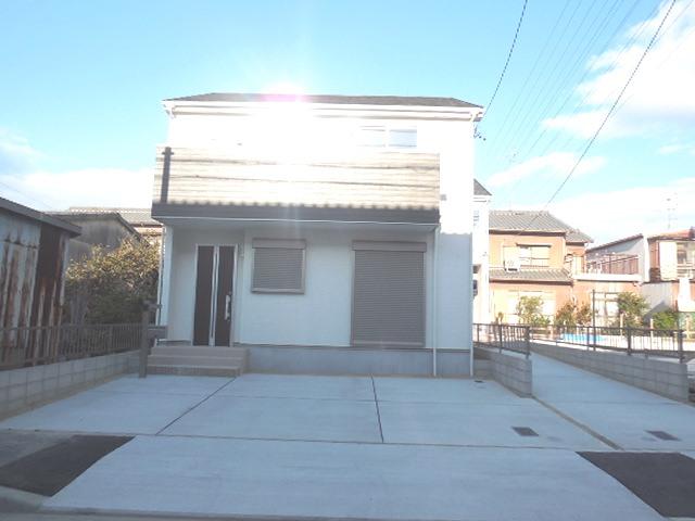 Local appearance photo. Local (11 May 2013) Shooting