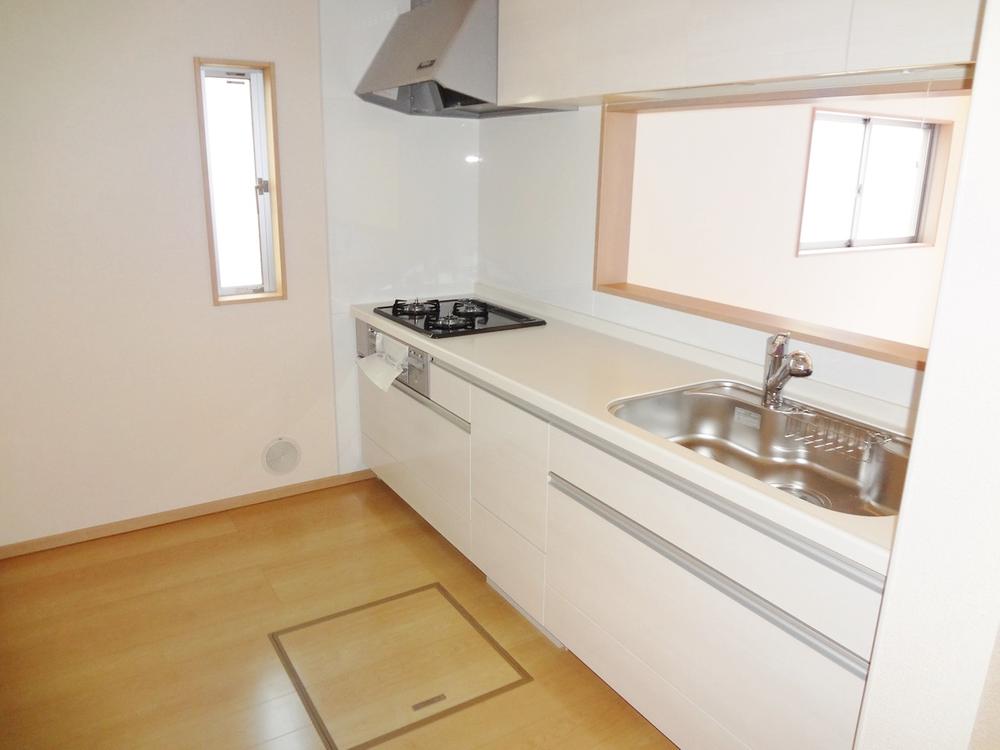 Kitchen. Indoor (11 May 2013) shooting 1 Building