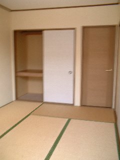 Other room space. Also calm Japanese-style room