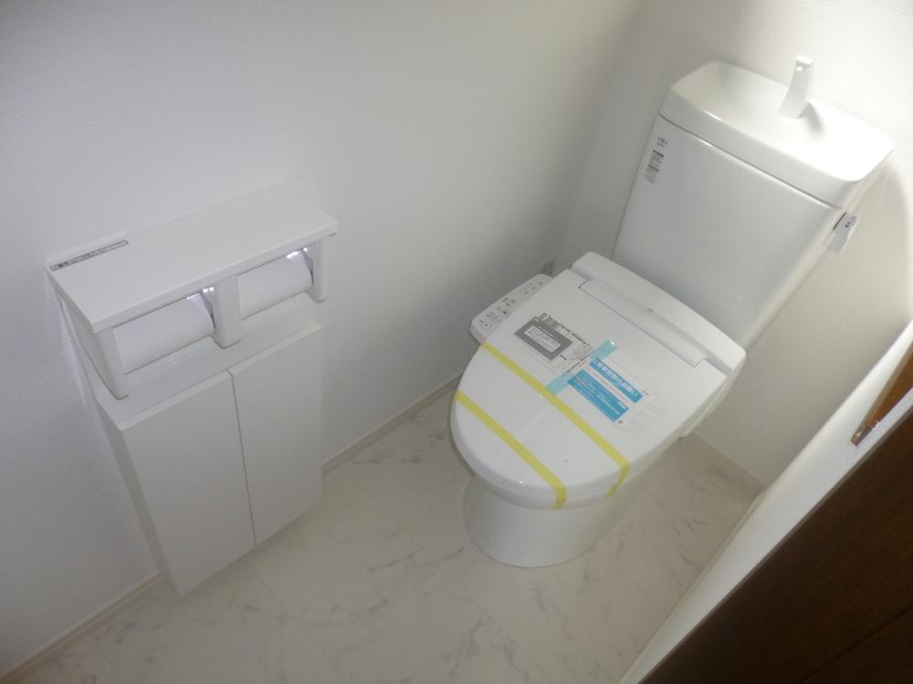 Toilet.  ☆ Completion ☆ (July 19, 2013)