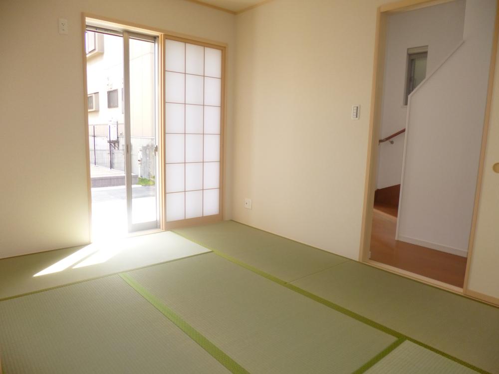 Non-living room.  ☆ Completion ☆ (July 19, 2013)