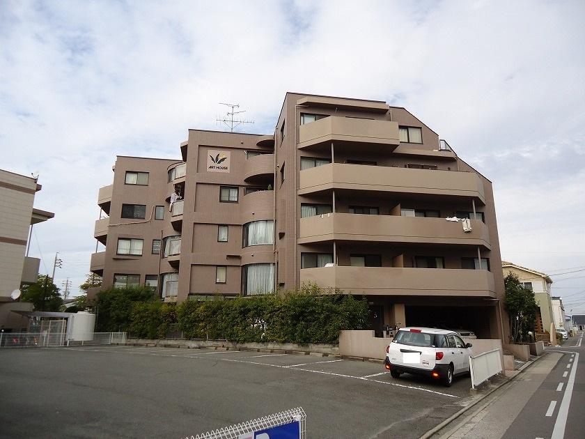 Local appearance photo. Shooting from the south