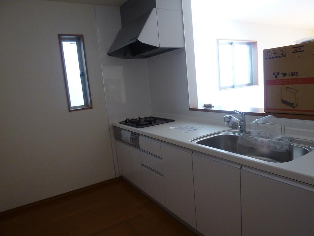 Kitchen. ◆ Popular face-to-face kitchen ◆