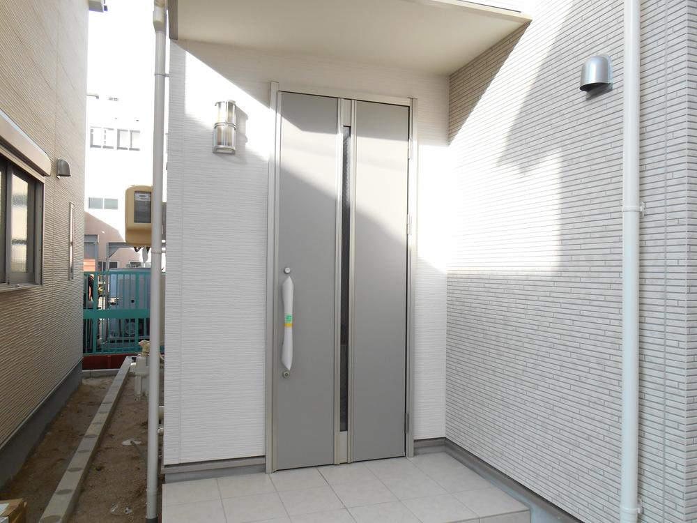 Entrance. Simple entrance door