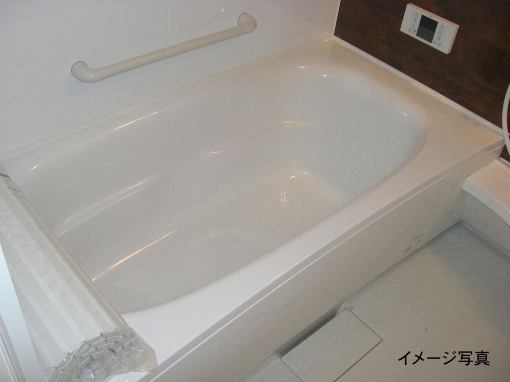 Same specifications photo (bathroom).  ◆ Bathroom heating dryer with ◆ 