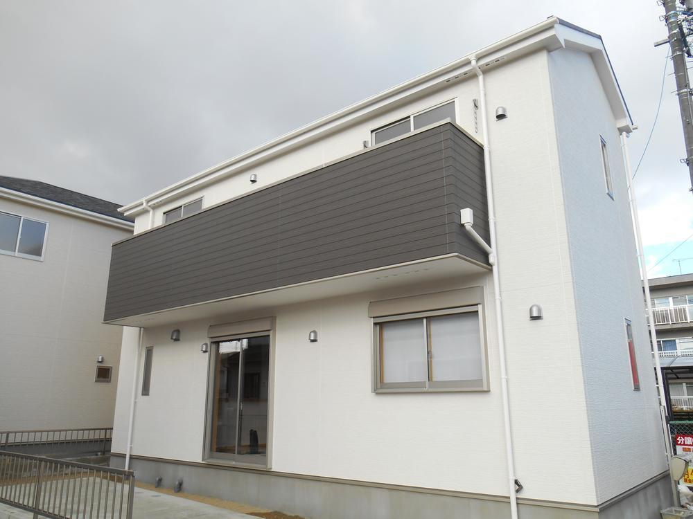 Local appearance photo. Guidance look forward is possible even on weekdays symbiosis real estate to local To Nagoya west hesitate please 0120-92-7319