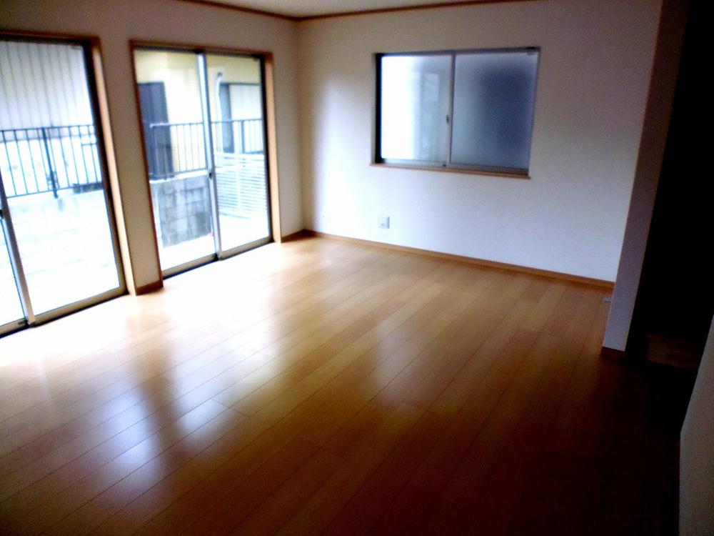 Living. 1 Building 2013.8.30 shooting