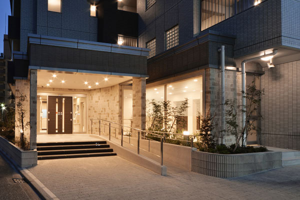 Buildings and facilities. Entrance to welcome one and live for visitors is, Yingbin space of cordial hospitality. Invite you to the beautiful design space as a motif a solid magnificent (Entrance)