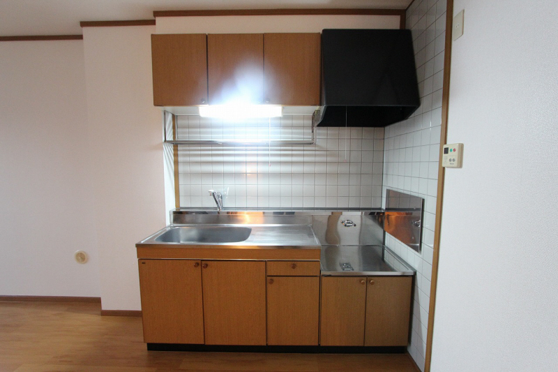 Kitchen. Living
