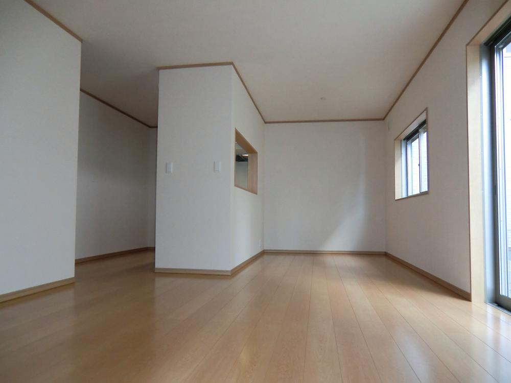 Living. ◇ living ◇ South side in a bright LDK16 Pledge, Since Tsuzukiai that it can also be used with a wide space of 22 quires