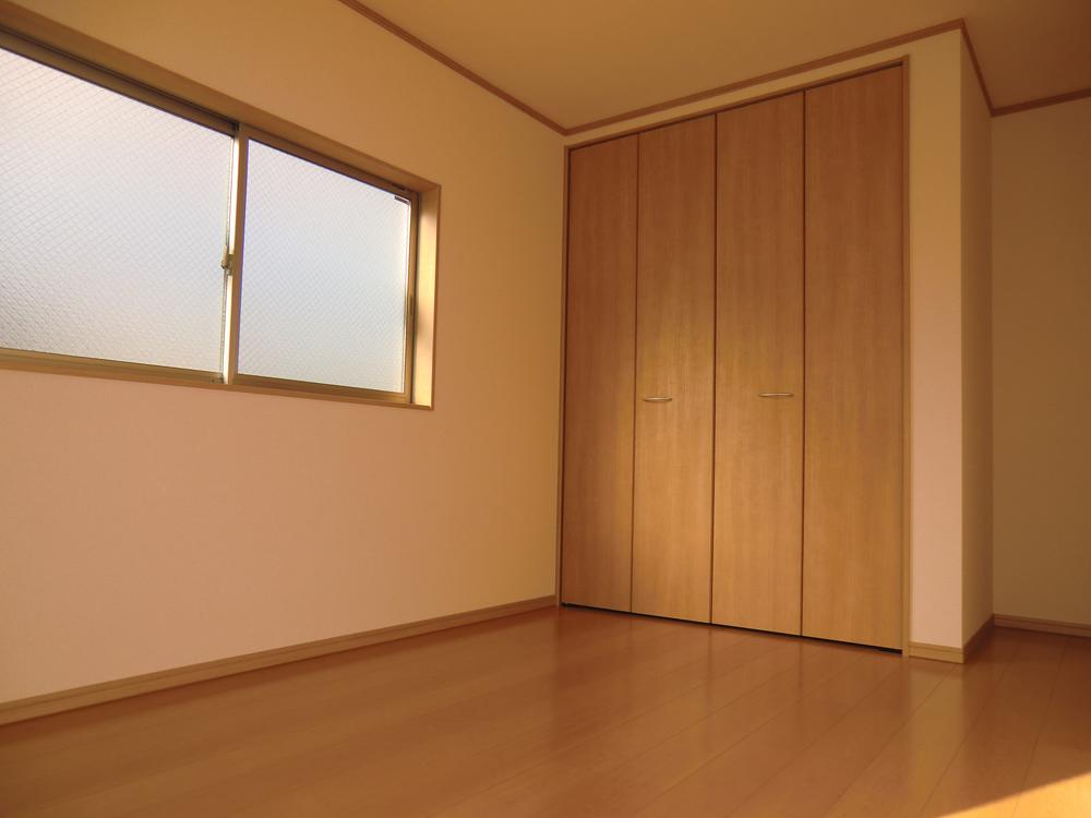 Non-living room. ◇ Western-style ◇  Bright Western-style in the south  All room storage  Spread of the closet