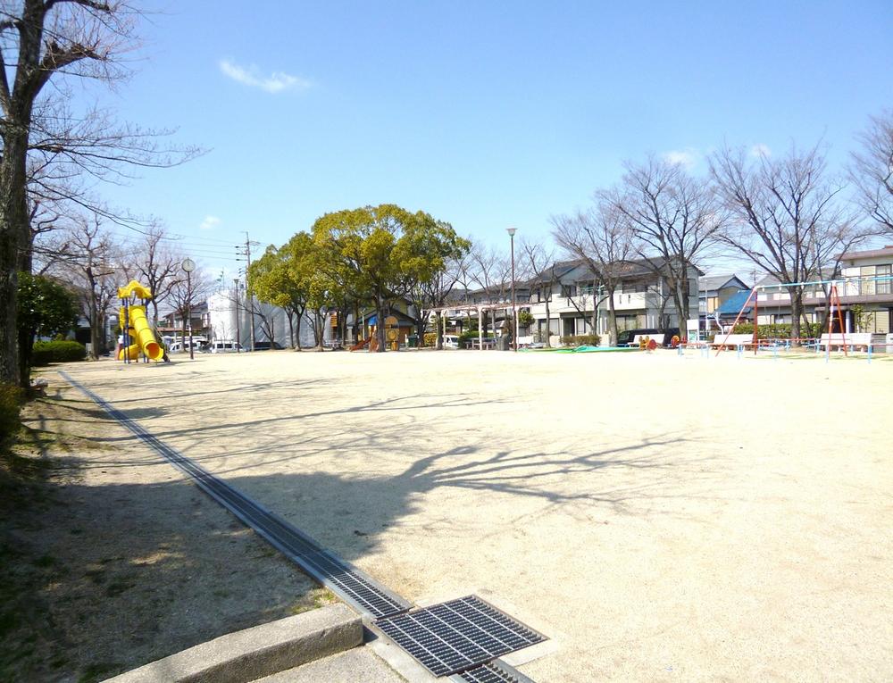 park. 98m to East Park Fukuda