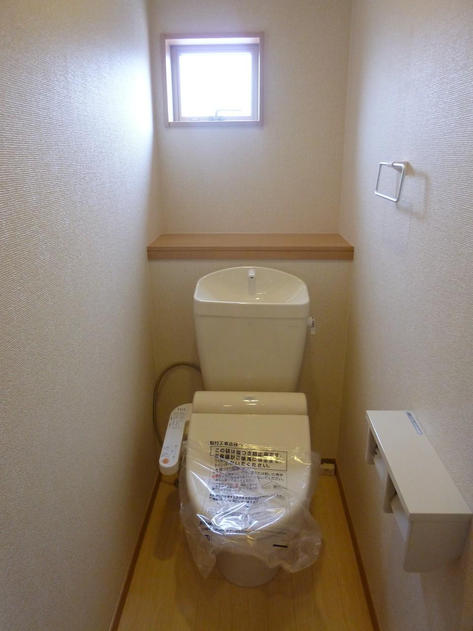 Toilet.  ◆ Washlet toilet ◆ 