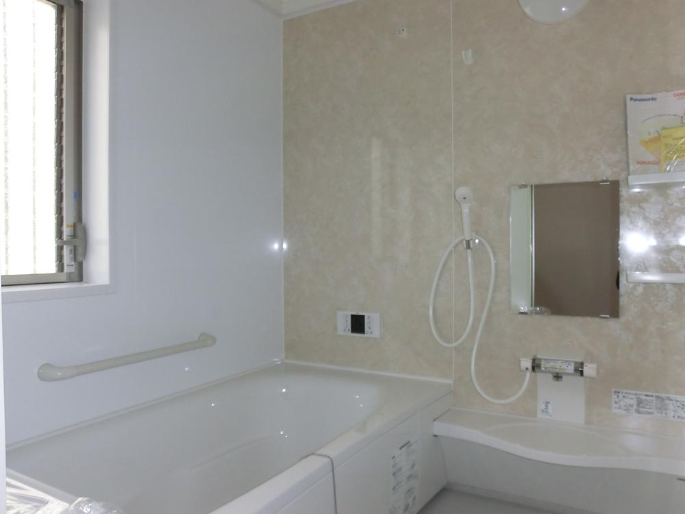 Bathroom. Indoor (10 May 2013) Shooting