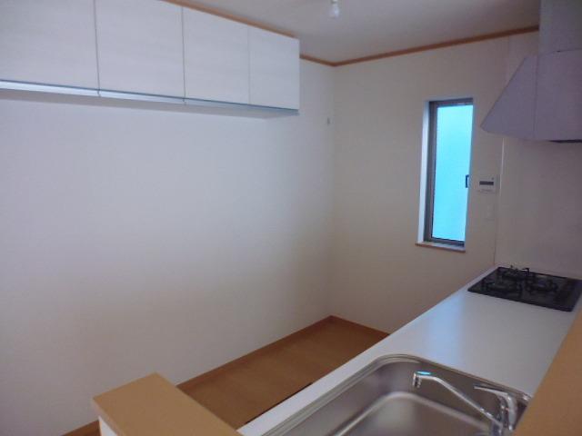 Kitchen. 2013.11.8 shooting 