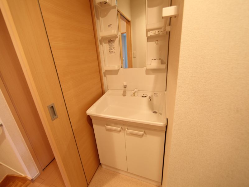 Washroom. Dressing room With shampoo dresser