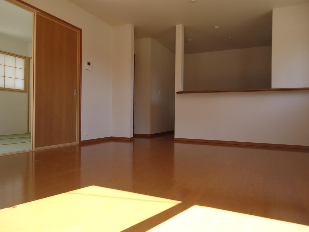 Same specifications photos (living). ◇ 1 Building Living image ◇  LDK16 Pledge of spread, Since Tsuzukiai that it can also be used as a broad space of 20.5 quires! ! 