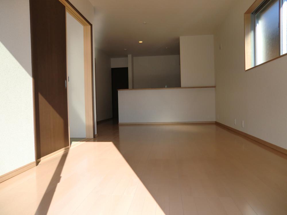 Same specifications photos (living). ◇ 3 ・ 4 Building Living image ◇  LDK15 Pledge of spread, Since Tsuzukiai that it can also be used as a broad space of 21 quires! ! 