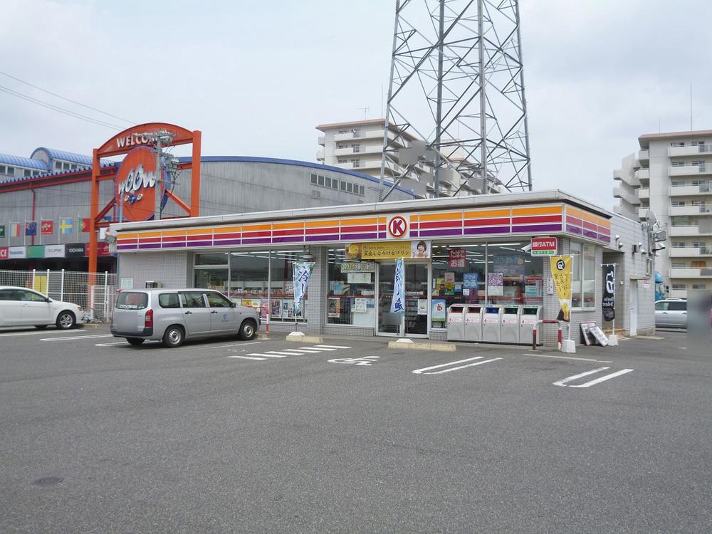 Convenience store. 512m to the Circle K store Kiba-cho