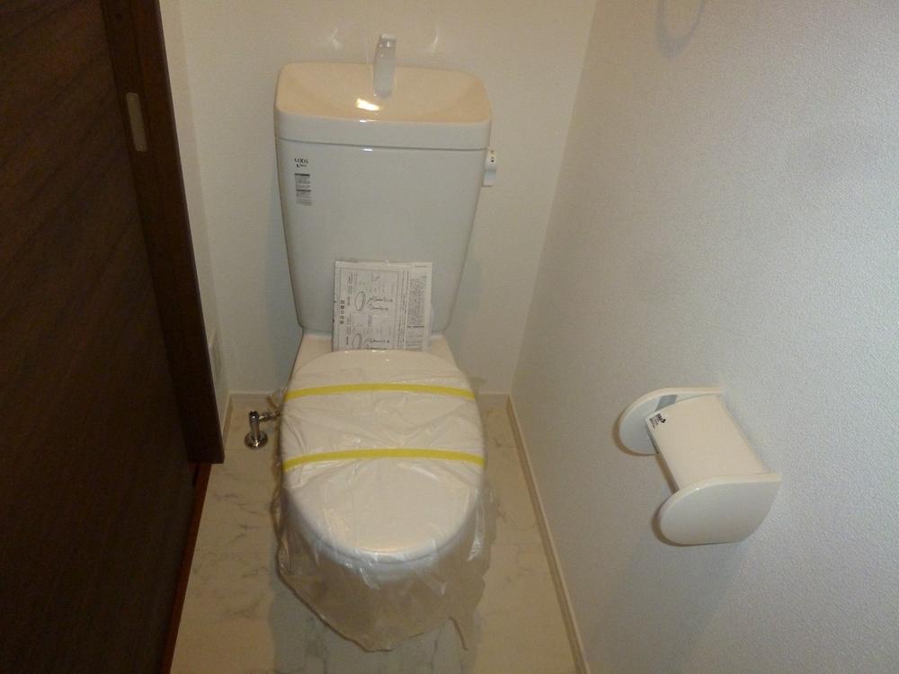 Toilet. ◆ There are two places ◆