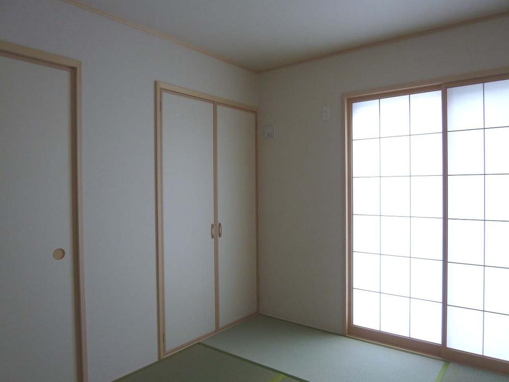 Receipt. ◆ Japanese-style room with closet ◆