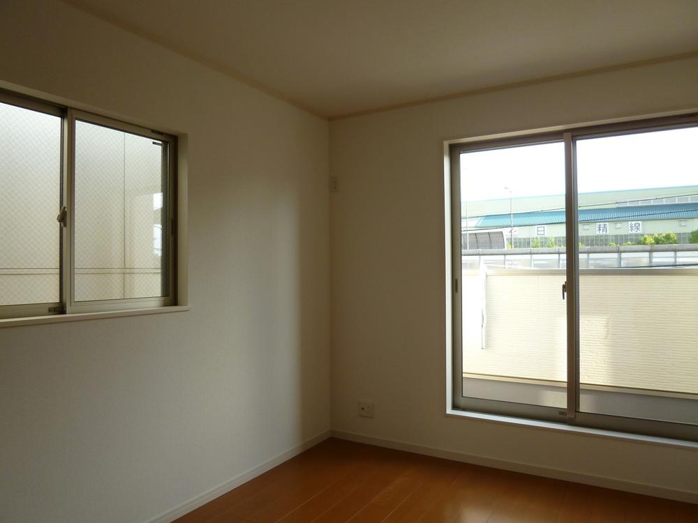 Non-living room. ◆ South-facing 7.2 Pledge Western-style ◆