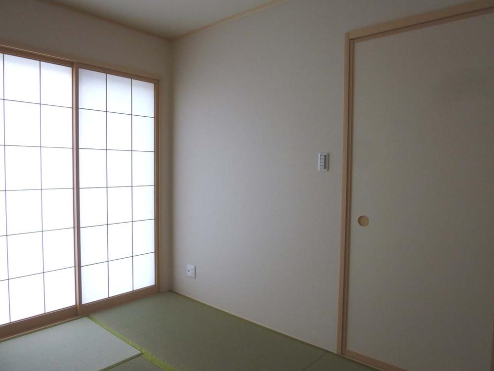 Non-living room. ◆ South-facing 6 Pledge Japanese-style room ◆