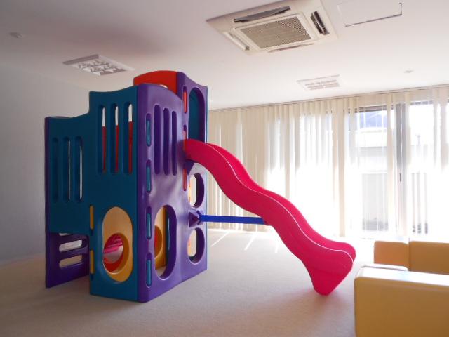 Other common areas. We photographed the kids room on the first floor.