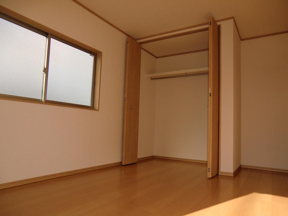 Non-living room. ◇ Western-style ◇  Bright Western-style in the south  All room storage  Spread of the closet